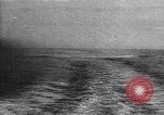 Standbild Amerikanische Marine drop Wasserbomben Ersten Weltkrieg Atlantik, 1917, aus Sekunde 5 historischem Filmmaterial Videoclip 65675035875