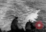 Standbild Amerikanische Marine drop Wasserbomben Ersten Weltkrieg Atlantik, 1917, aus Sekunde 7 historischem Filmmaterial Videoclip 65675035875