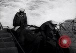 Standbild Amerikanische Marine drop Wasserbomben Ersten Weltkrieg Atlantik, 1917, aus Sekunde 22 historischem Filmmaterial Videoclip 65675035875