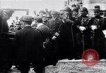 Standbild Würdenträger im Schloss von Versailles Paris Frankreich, 1919, aus Sekunde 1 historischem Filmmaterial Videoclip 65675035878
