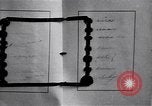 Standbild Vertrag von Versailles Unterzeichnung Paris Frankreich, 1919, aus Sekunde 4 historischem Filmmaterial Videoclip 65675035880
