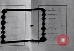 Standbild Vertrag von Versailles Unterzeichnung Paris Frankreich, 1919, aus Sekunde 23 historischem Filmmaterial Videoclip 65675035880