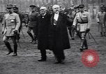 Immagine di Dignitari al Trattato di Versailles Parigi Francia, 1919, secondo 5 filmato di repertorio 65675035881