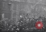 Image célébration le jour d'Armistice Paris France, 1918, de la seconde 5 séquences d'archives historiques vidéo 65675035883