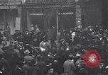Image célébration le jour d'Armistice Paris France, 1918, de la seconde 9 séquences d'archives historiques vidéo 65675035883