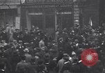 Image célébration le jour d'Armistice Paris France, 1918, de la seconde 10 séquences d'archives historiques vidéo 65675035883
