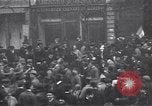 Image célébration le jour d'Armistice Paris France, 1918, de la seconde 12 séquences d'archives historiques vidéo 65675035883