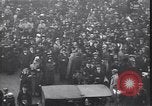 Image célébration le jour d'Armistice Paris France, 1918, de la seconde 16 séquences d'archives historiques vidéo 65675035883