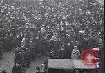 Image célébration le jour d'Armistice Paris France, 1918, de la seconde 17 séquences d'archives historiques vidéo 65675035883