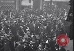 Image célébration le jour d'Armistice Paris France, 1918, de la seconde 31 séquences d'archives historiques vidéo 65675035883