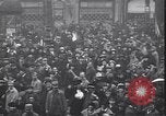 Image célébration le jour d'Armistice Paris France, 1918, de la seconde 34 séquences d'archives historiques vidéo 65675035883