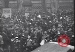 Image célébration le jour d'Armistice Paris France, 1918, de la seconde 36 séquences d'archives historiques vidéo 65675035883