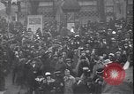 Image célébration le jour d'Armistice Paris France, 1918, de la seconde 37 séquences d'archives historiques vidéo 65675035883