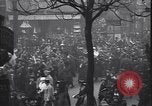 Image célébration le jour d'Armistice Paris France, 1918, de la seconde 40 séquences d'archives historiques vidéo 65675035883