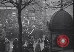 Image célébration le jour d'Armistice Paris France, 1918, de la seconde 43 séquences d'archives historiques vidéo 65675035883