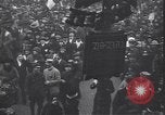 Image célébration le jour d'Armistice Paris France, 1918, de la seconde 56 séquences d'archives historiques vidéo 65675035883