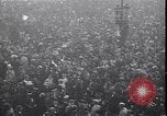 Image célébration le jour d'Armistice Paris France, 1918, de la seconde 61 séquences d'archives historiques vidéo 65675035883