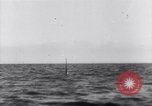 Standbild U-Boot bewegen im Meer United States USA, 1942, aus Sekunde 7 historischem Filmmaterial Videoclip 65675035890