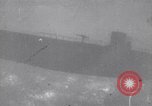 Standbild U-Boot bewegen im Meer United States USA, 1942, aus Sekunde 8 historischem Filmmaterial Videoclip 65675035890