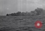 Image Sinking Ship Atlantic Ocean off New Jersey USA, 1942, de la seconde 11 séquences d'archives historiques vidéo 65675035891
