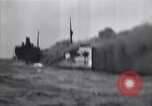 Standbild brennendes Schiff aus New Jersey Küste Atlantic Ocean off New Jersey USA, 1942, aus Sekunde 15 historischem Filmmaterial Videoclip 65675035892
