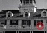 Standbild Küstenwache rettet Überlebende der torpedierten Schiff New Jersey United States USA, 1942, aus Sekunde 22 historischem Filmmaterial Videoclip 65675035893
