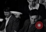 Standbild Küstenwache rettet Überlebende der torpedierten Schiff New Jersey United States USA, 1942, aus Sekunde 34 historischem Filmmaterial Videoclip 65675035893