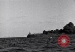 Standbild Untergang brennendes Schiff Atlantic Ocean off New Jersey USA, 1942, aus Sekunde 35 historischem Filmmaterial Videoclip 65675035894