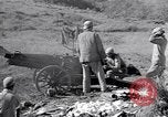 Standbild Kuomintang (KMT) gunners Feuer Feld Artillerie und mörser auf Japanisch China, 1944, aus Sekunde 13 historischem Filmmaterial Videoclip 65675035896