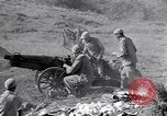 Standbild Kuomintang (KMT) gunners Feuer Feld Artillerie und mörser auf Japanisch China, 1944, aus Sekunde 14 historischem Filmmaterial Videoclip 65675035896