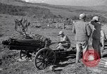 Standbild Kuomintang (KMT) gunners Feuer Feld Artillerie und mörser auf Japanisch China, 1944, aus Sekunde 24 historischem Filmmaterial Videoclip 65675035896