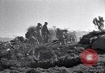 Standbild Kuomintang (KMT) gunners Feuer Feld Artillerie und mörser auf Japanisch China, 1944, aus Sekunde 33 historischem Filmmaterial Videoclip 65675035896