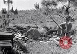 Standbild Kuomintang (KMT) gunners Feuer Feld Artillerie und mörser auf Japanisch China, 1944, aus Sekunde 44 historischem Filmmaterial Videoclip 65675035896