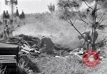 Standbild Kuomintang (KMT) gunners Feuer Feld Artillerie und mörser auf Japanisch China, 1944, aus Sekunde 46 historischem Filmmaterial Videoclip 65675035896