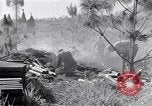 Standbild Kuomintang (KMT) gunners Feuer Feld Artillerie und mörser auf Japanisch China, 1944, aus Sekunde 47 historischem Filmmaterial Videoclip 65675035896