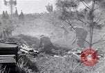 Standbild Kuomintang (KMT) gunners Feuer Feld Artillerie und mörser auf Japanisch China, 1944, aus Sekunde 48 historischem Filmmaterial Videoclip 65675035896