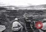 Standbild Kuomintang (KMT) gunners Feuer Feld Artillerie und mörser auf Japanisch China, 1944, aus Sekunde 58 historischem Filmmaterial Videoclip 65675035896