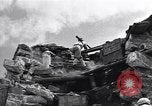 Immagine di KMT cinese di impegnare le truppe giapponesi a Teng-Chung nella provincia dello Yunnan Cina, 1944, secondo 4 filmato di repertorio 65675035897