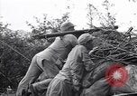 Immagine di KMT cinese di impegnare le truppe giapponesi a Teng-Chung nella provincia dello Yunnan Cina, 1944, secondo 34 filmato di repertorio 65675035897