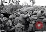 Immagine di KMT cinese di impegnare le truppe giapponesi a Teng-Chung nella provincia dello Yunnan Cina, 1944, secondo 45 filmato di repertorio 65675035897