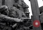 Immagine di KMT cinese di impegnare le truppe giapponesi a Teng-Chung nella provincia dello Yunnan Cina, 1944, secondo 59 filmato di repertorio 65675035897