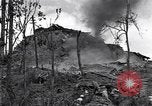 Standbild Chinesischen Nationalistischen Kuomintang (KMT) Kräfte Tengchong eingeben China, 1944, aus Sekunde 20 historischem Filmmaterial Videoclip 65675035898