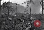 Standbild Chinesischen Nationalistischen Kuomintang (KMT) Kräfte Tengchong eingeben China, 1944, aus Sekunde 29 historischem Filmmaterial Videoclip 65675035898