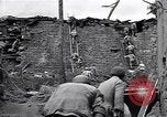 Standbild Chinesischen Nationalistischen Kuomintang (KMT) Kräfte Tengchong eingeben China, 1944, aus Sekunde 56 historischem Filmmaterial Videoclip 65675035898