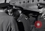 Immagine di US Air Force Officer Atene GRECIA, 1947, secondo 10 filmato di repertorio 65675035903