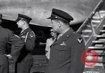Immagine di US Air Force Officer Atene GRECIA, 1947, secondo 20 filmato di repertorio 65675035903