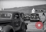 Standbild mexikanischen custom und Einwanderung Check Point Tijuana Mexico, 1939, aus Sekunde 32 historischem Filmmaterial Videoclip 65675035920