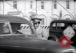 Standbild mexikanischen custom und Einwanderung Check Point Tijuana Mexico, 1939, aus Sekunde 39 historischem Filmmaterial Videoclip 65675035920
