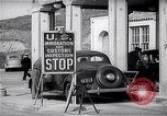 Standbild US-Zollbehörden bei Tijuana Grenze Tijuana Mexico, 1939, aus Sekunde 11 historischem Filmmaterial Videoclip 65675035921
