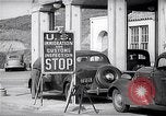 Standbild US-Zollbehörden bei Tijuana Grenze Tijuana Mexico, 1939, aus Sekunde 17 historischem Filmmaterial Videoclip 65675035921